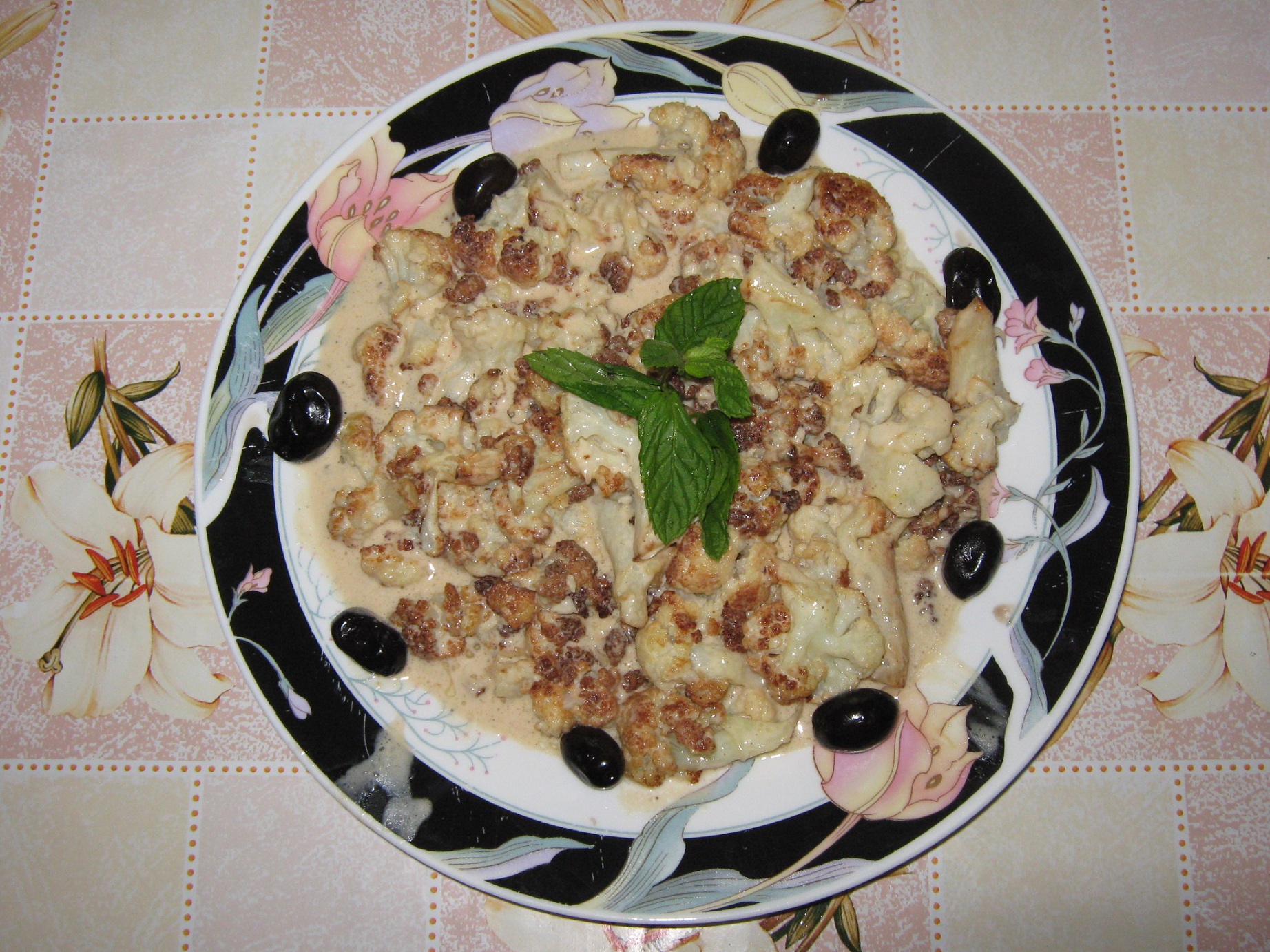 Salata de conopida cu pasta de susan –