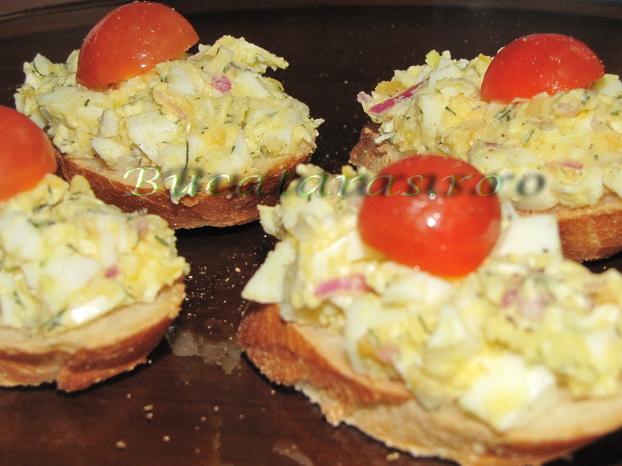 Tartine cu salata de oua