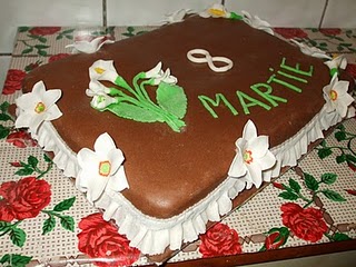 Tort 8 martie