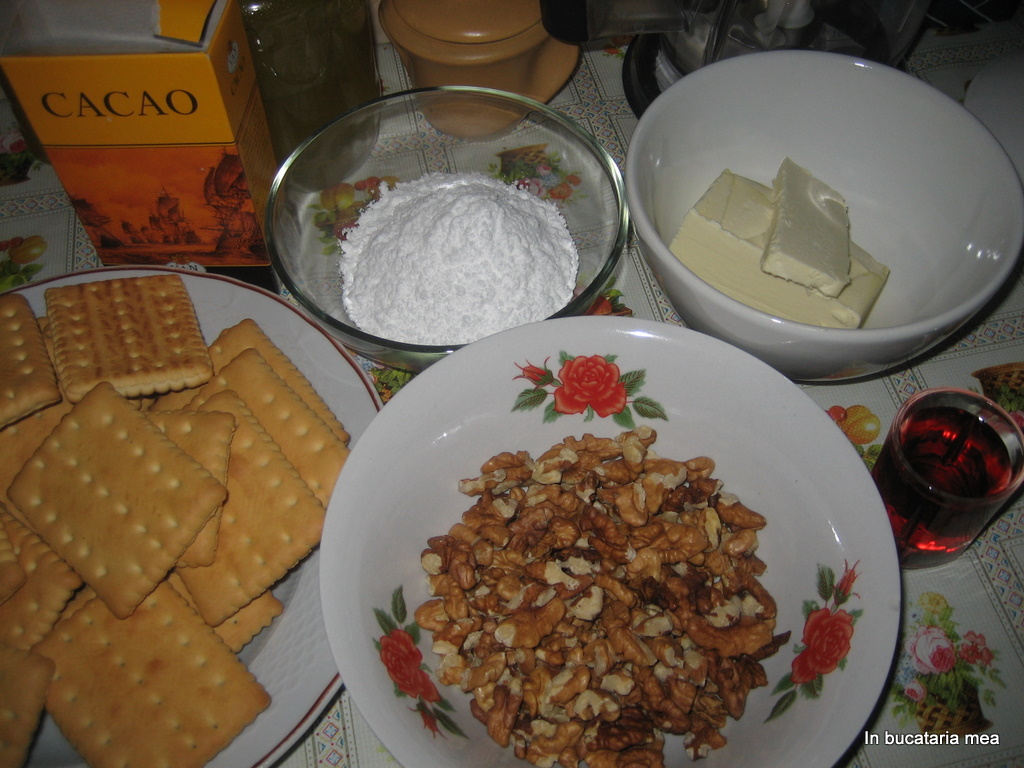 Desert bomboane cu nuca si biscuiti