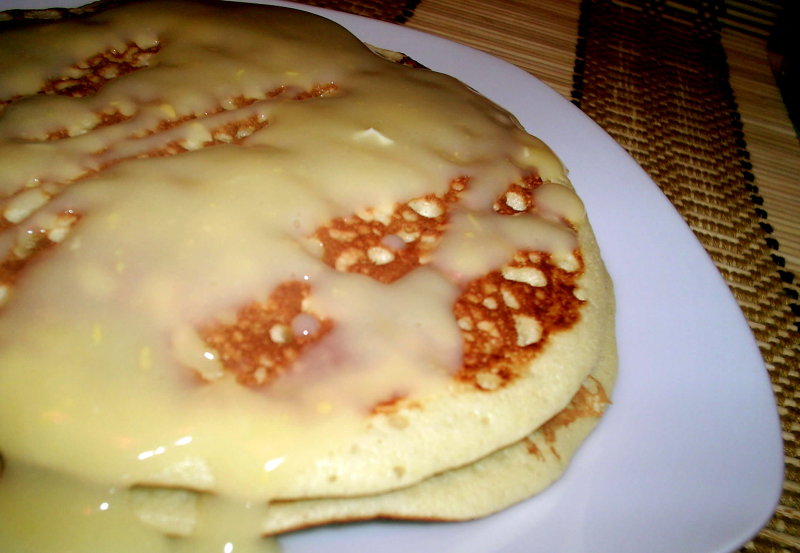 Pancakes cu sos de vin