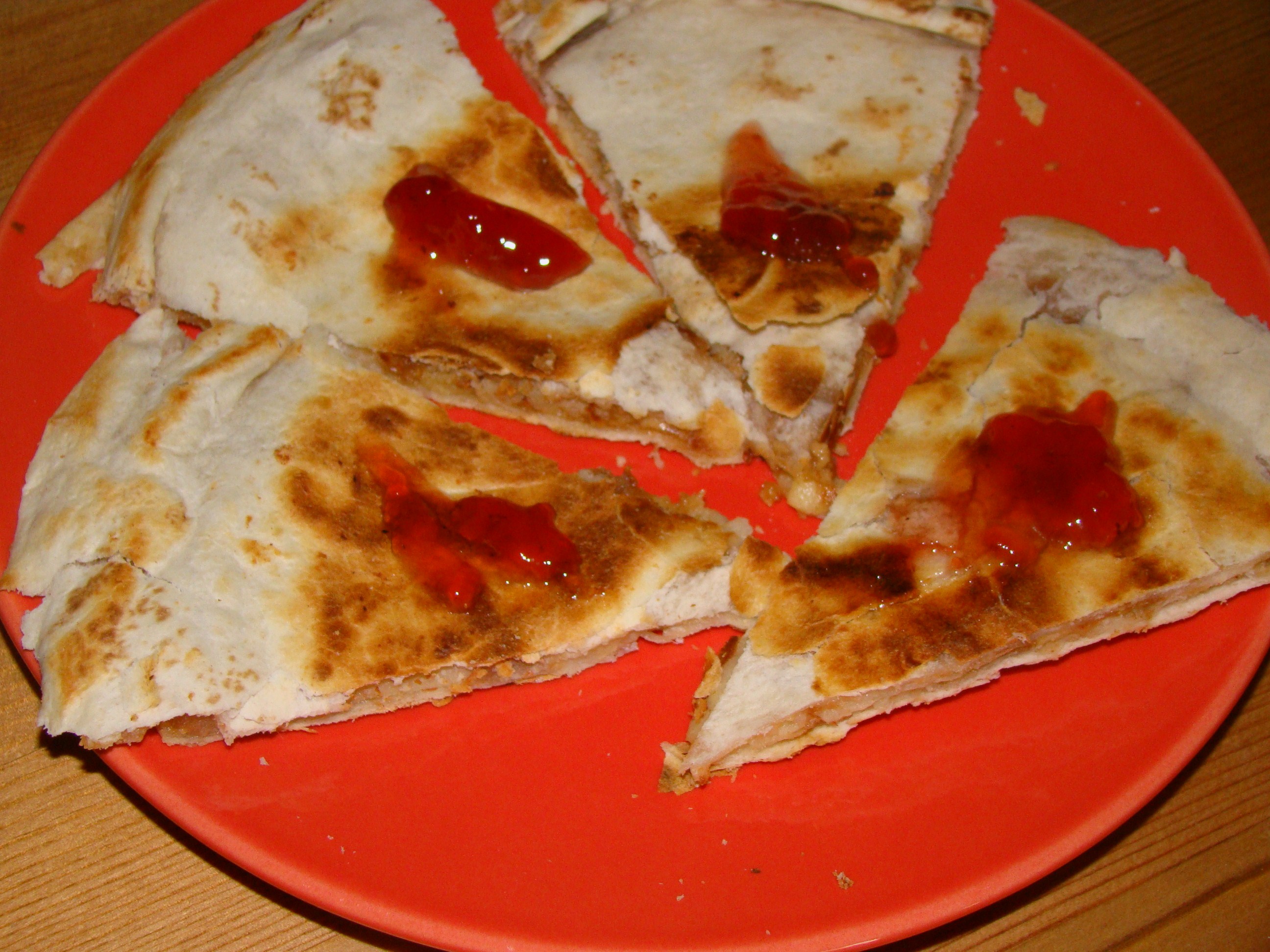 Quesadilla cu unt de arahide