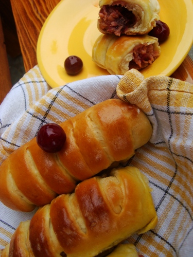 Pariziene cu fondant de visine