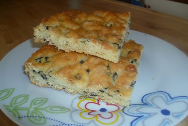 Focaccia cu masline