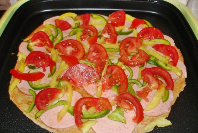 Pizza cu blat din faina integrala