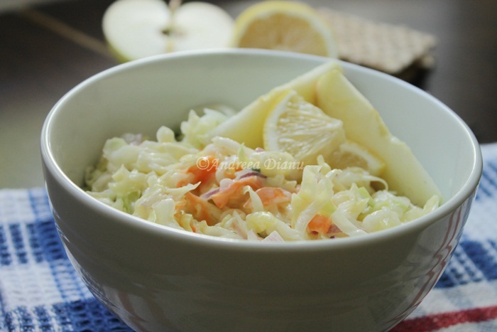 Salata de legume cu dressing de iaurt