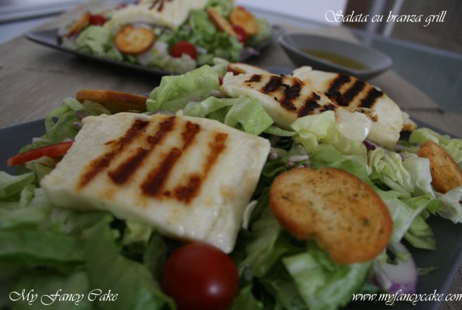 Salata cu branza grill