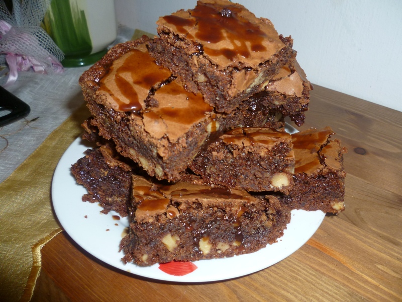 Brownies cu nuca