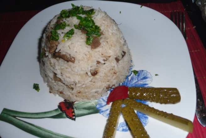 Salata de orez basmati cu vita