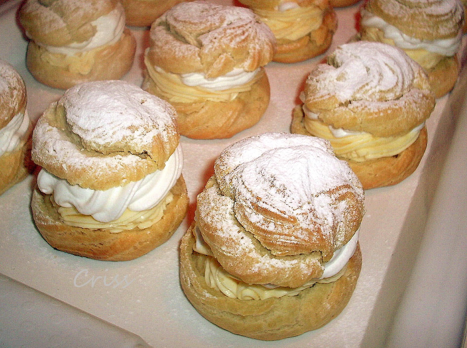 Choux a la creme