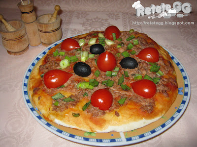 Pizza cu ton