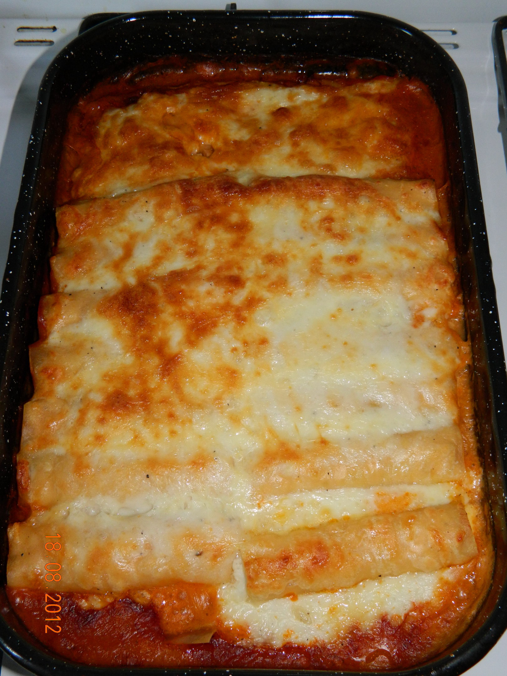 Cannelloni cu sos bechamel