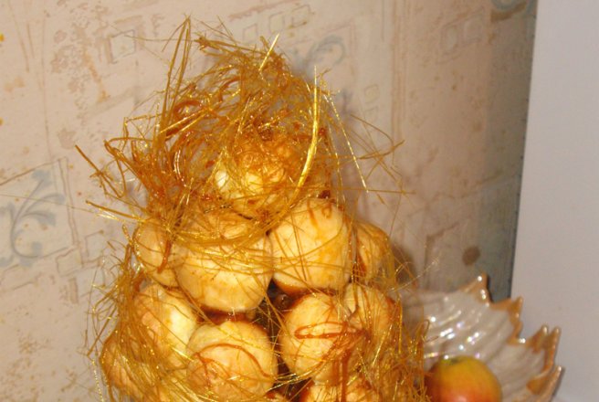 Croquembouche