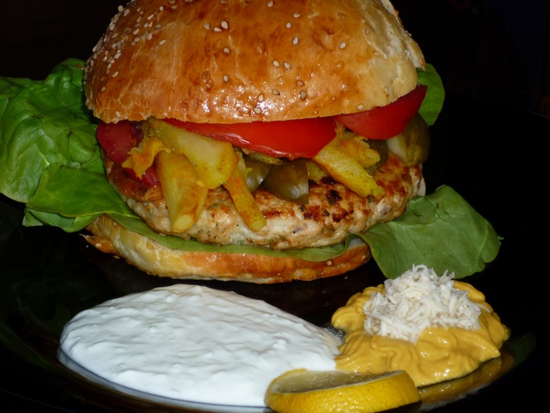 Hamburger preparat in casa