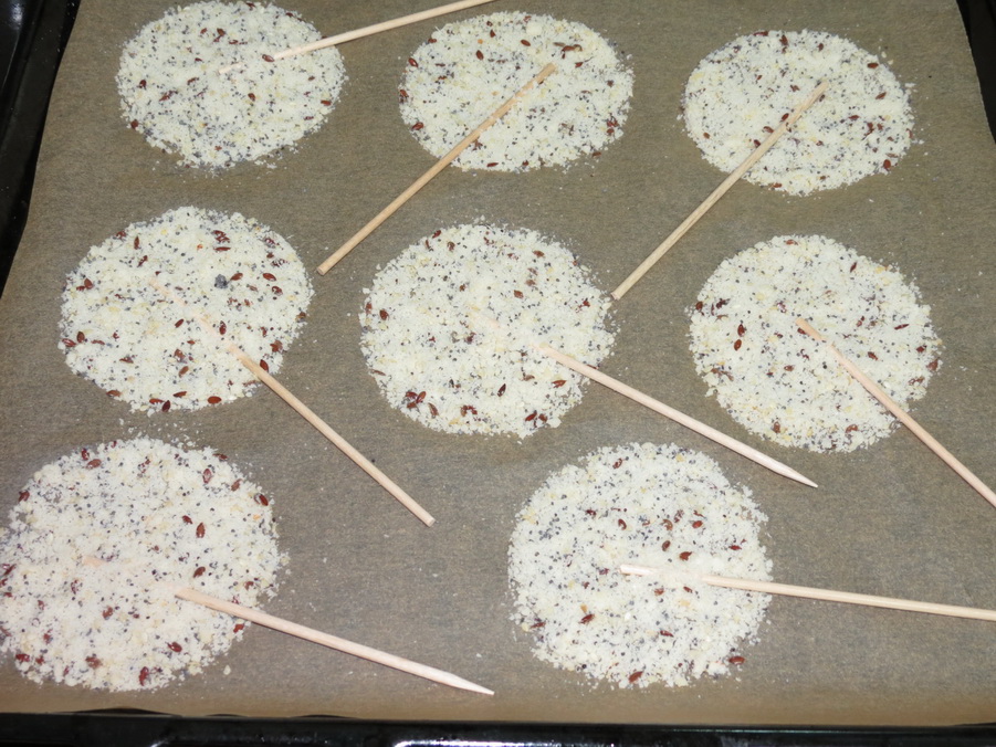 Parmesan lollipops