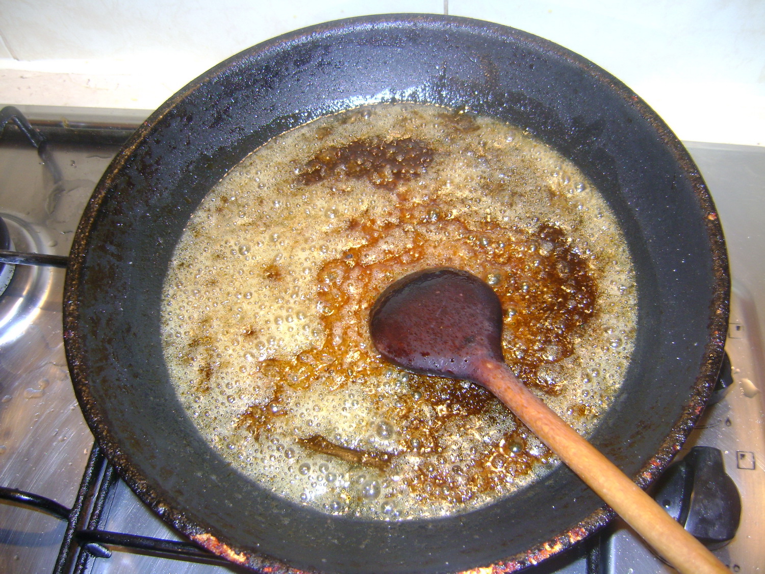 Gogosele cu mere caramelizate