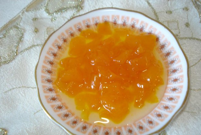 Dulceata de piersici galbene