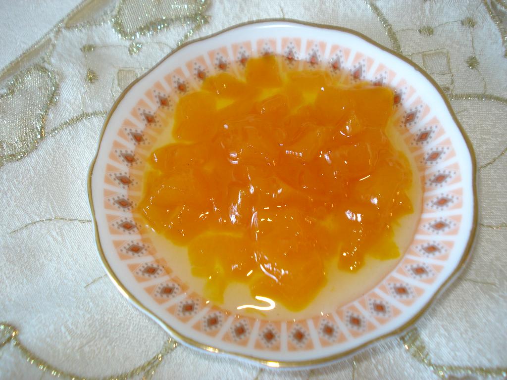 Dulceata de piersici galbene