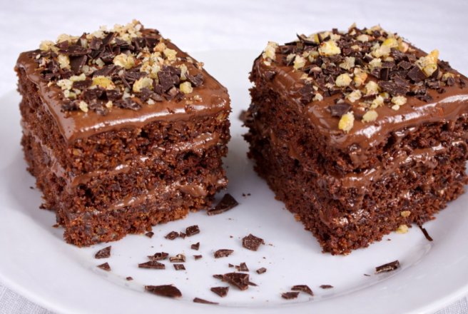 Desert prajitura cu ciocolata si nuca