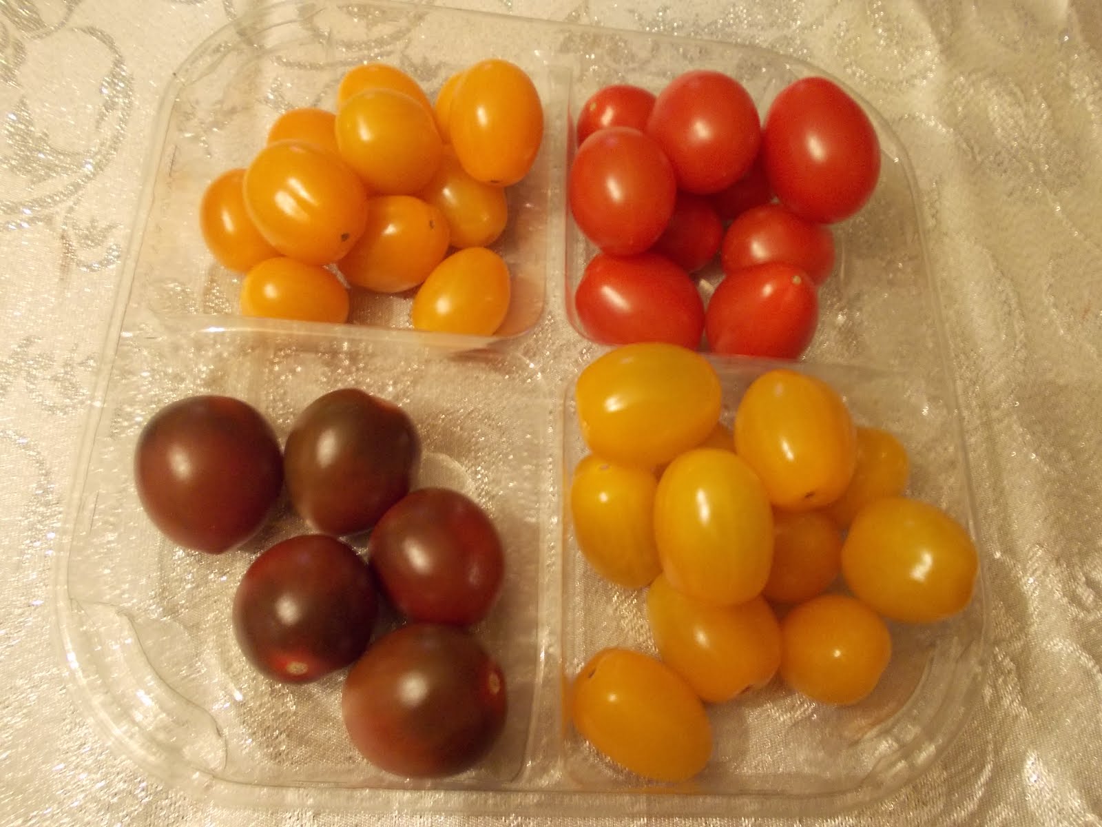 Salata 4mix cherry tomatoes Quattro stagioni