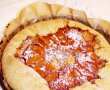 Crostata cu piersici si caise-1