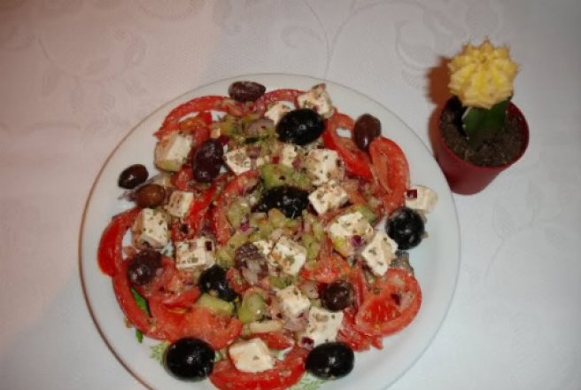 Salata greceasca