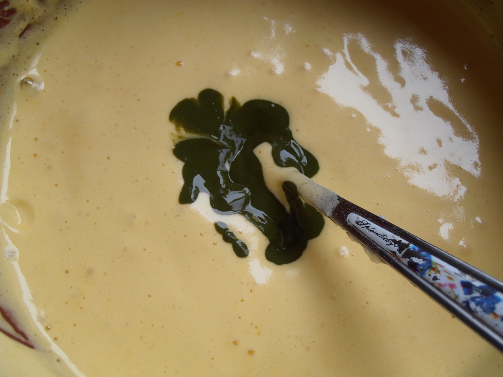 Minitortulete cu crema de branza si matcha