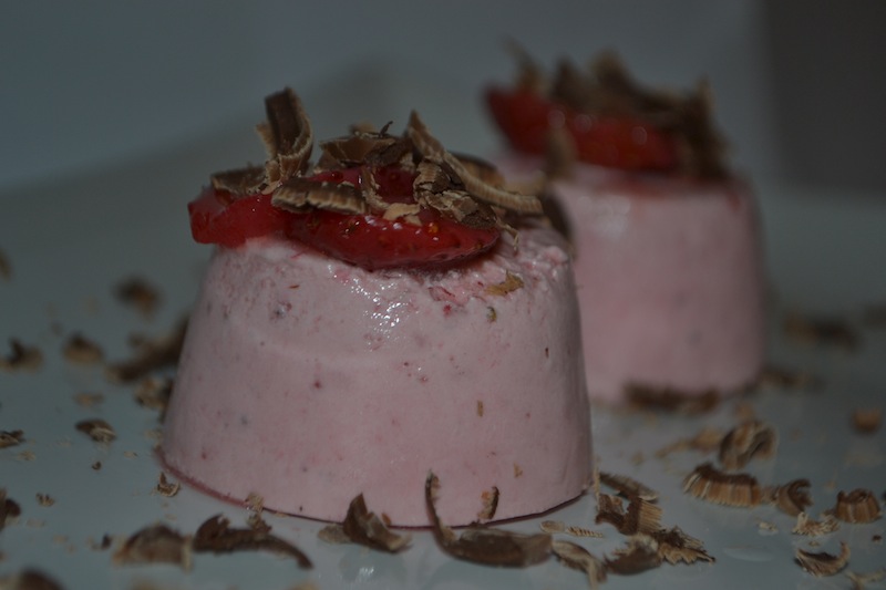 Mousse cu capsuni si branza mascarpone Delaco