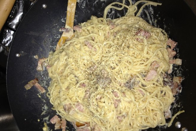 Spaghete carbonara, reţetă adaptata