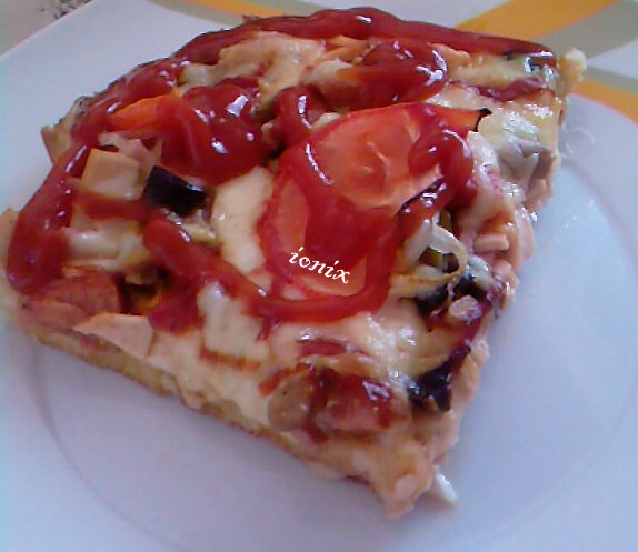 Pizza zâmbăreaţă