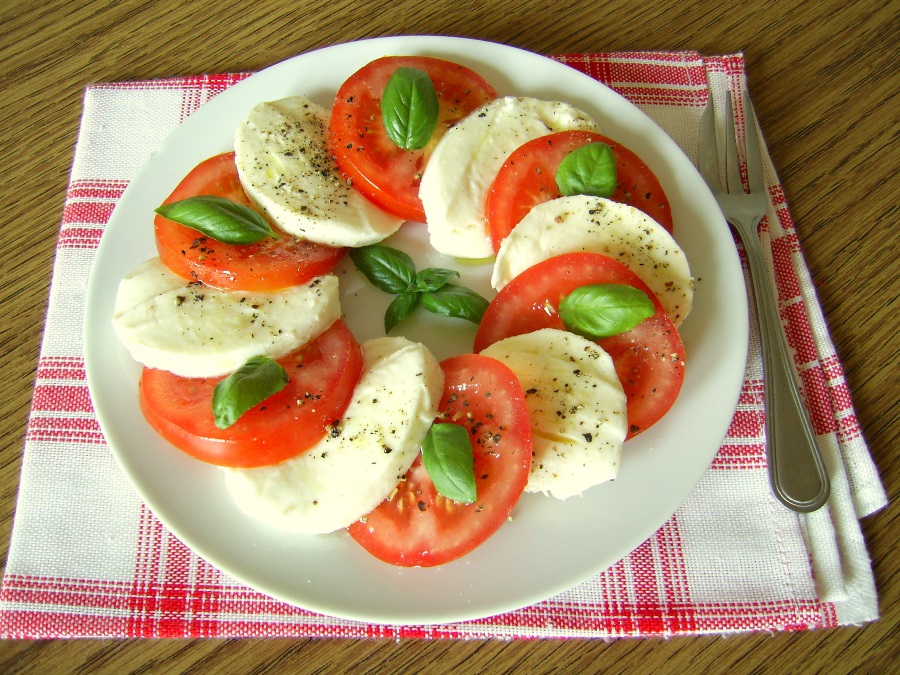 Salata Caprese