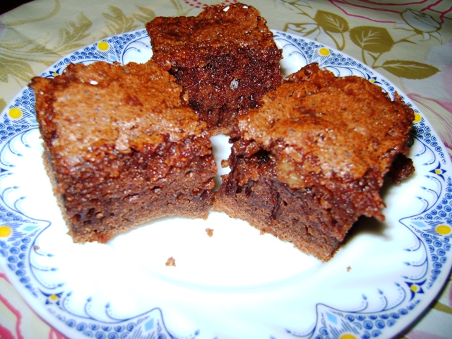 Brownies cu nuci