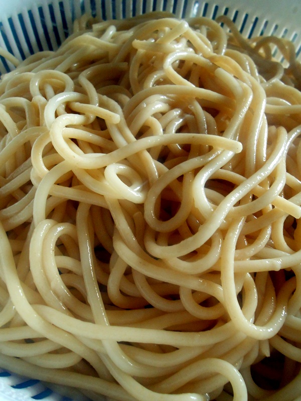 Spaghete cu pui