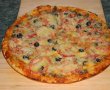 Pizza cu sardine si hering afumat-10