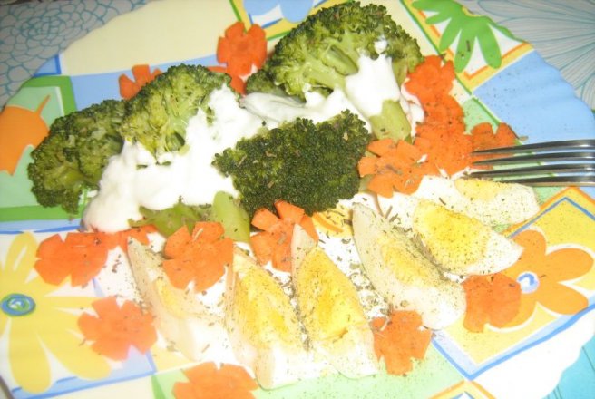 Salata de broccoli cu ou