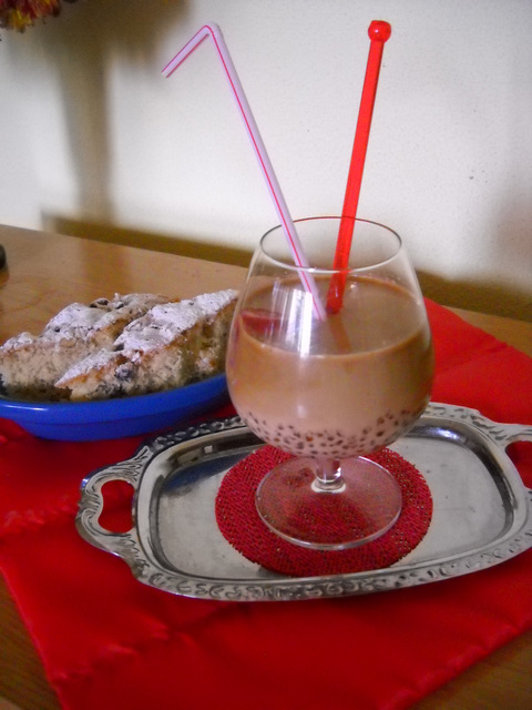 Cafea cu perle de tapioca