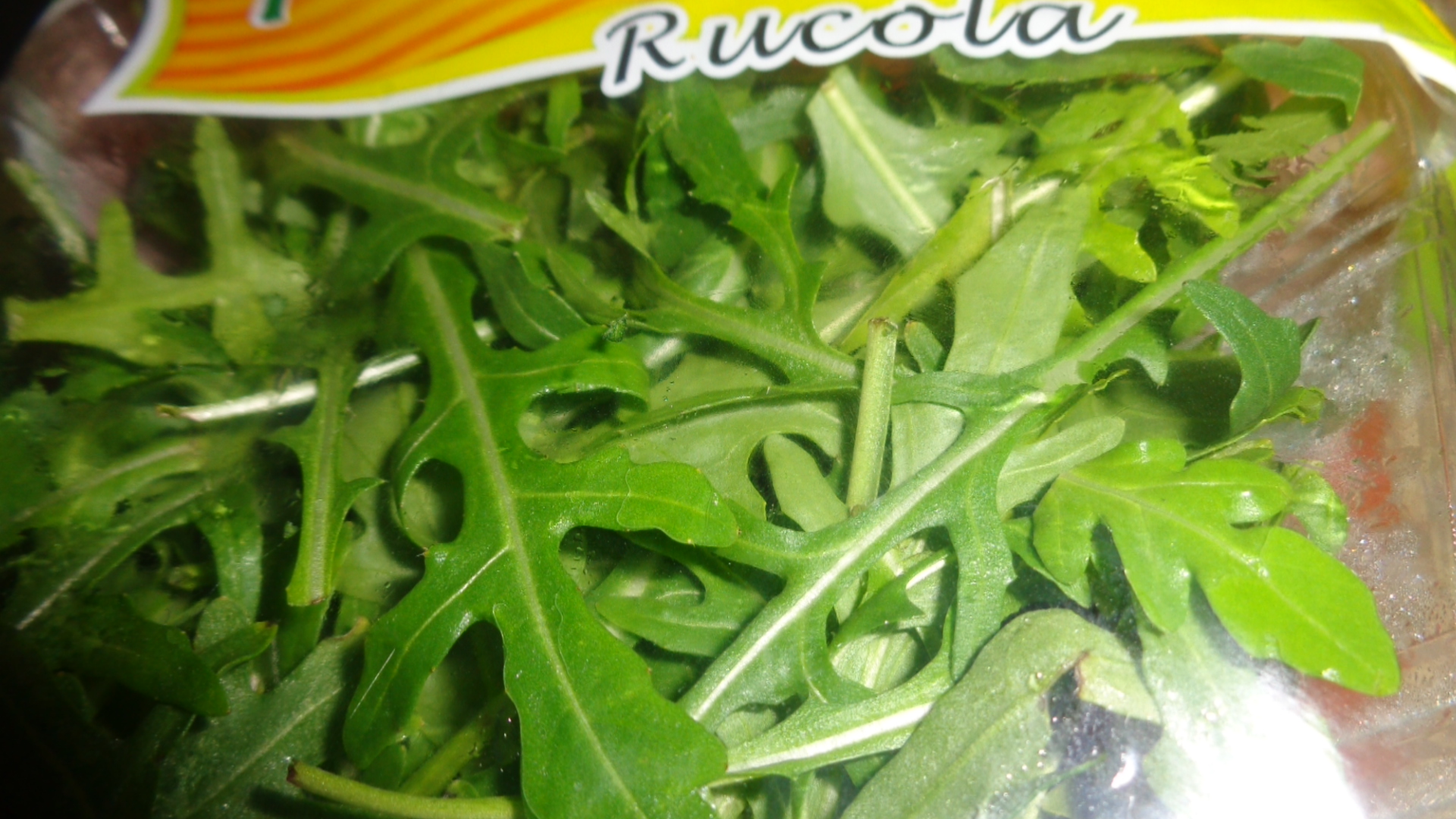 Salata de rucola cu pui si portocale