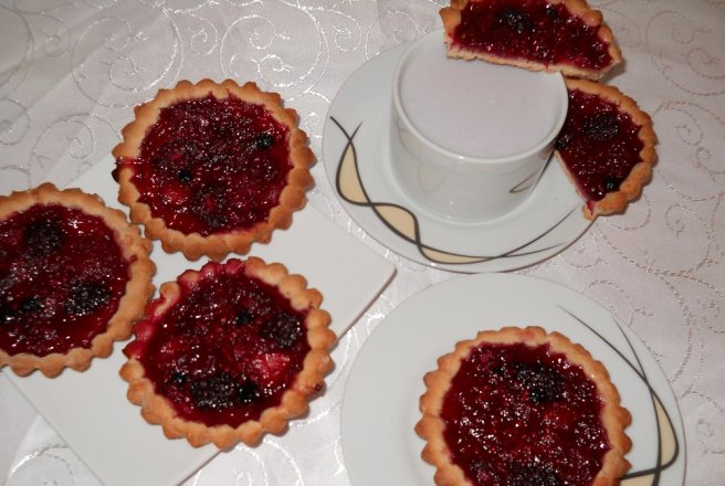 Mini tarte cu fructe