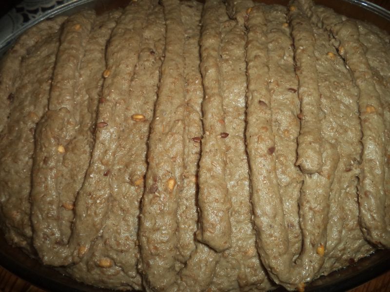 Paine neagra cu germeni de grau