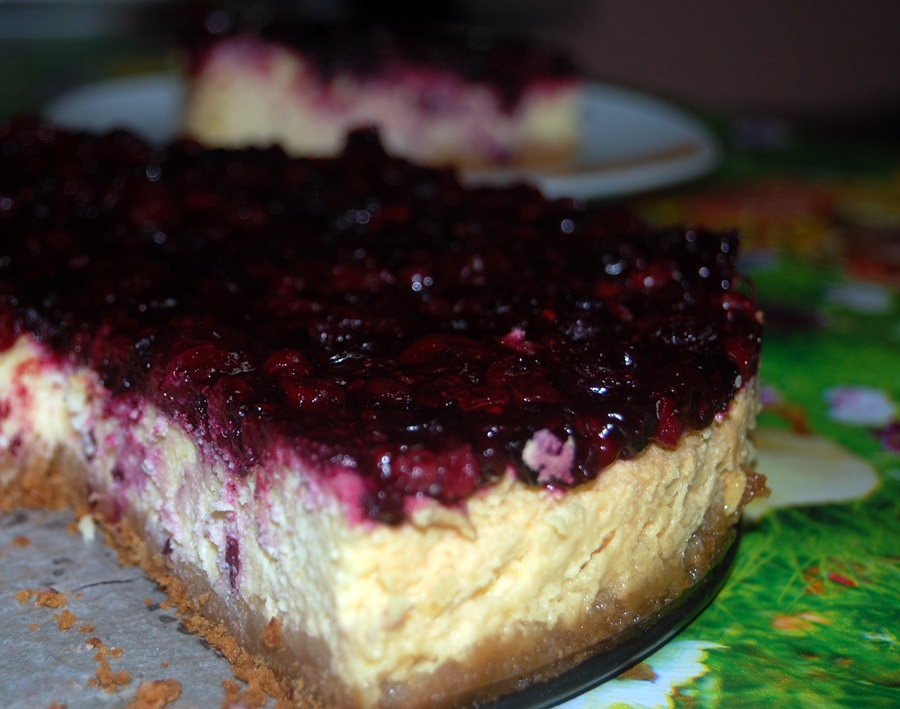 Cheesecake cu fructe de padure