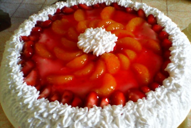 Tarta cu capsuni si mandarine