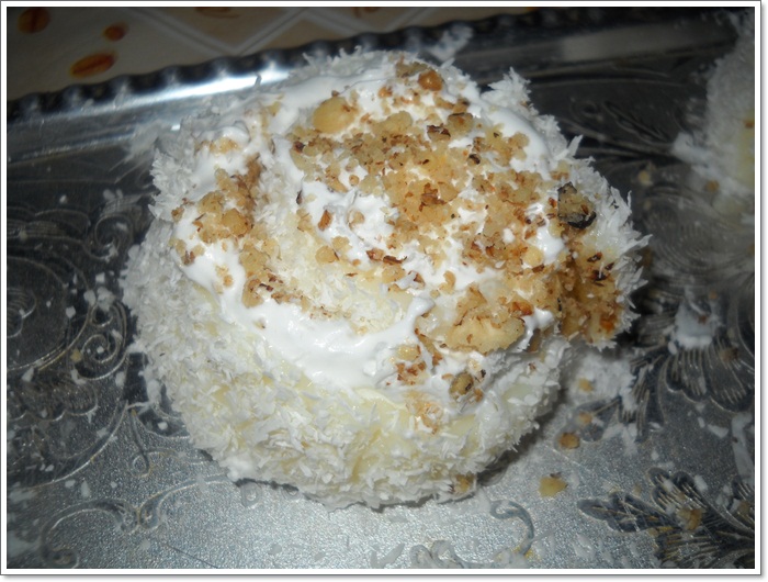 Desert rulada turceasca