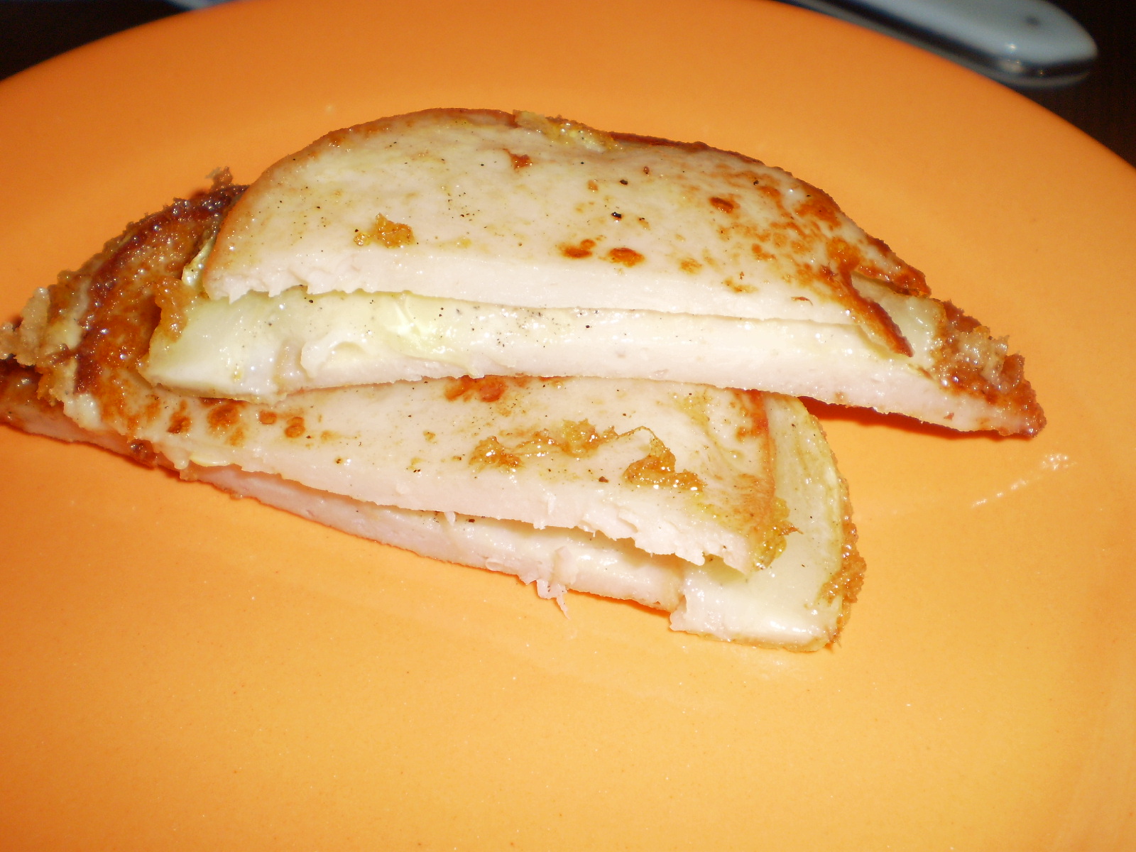 Sandvis cu dovlecel,sunca si cascaval