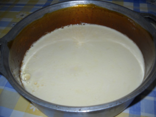 Tort cu crema de zahar ars