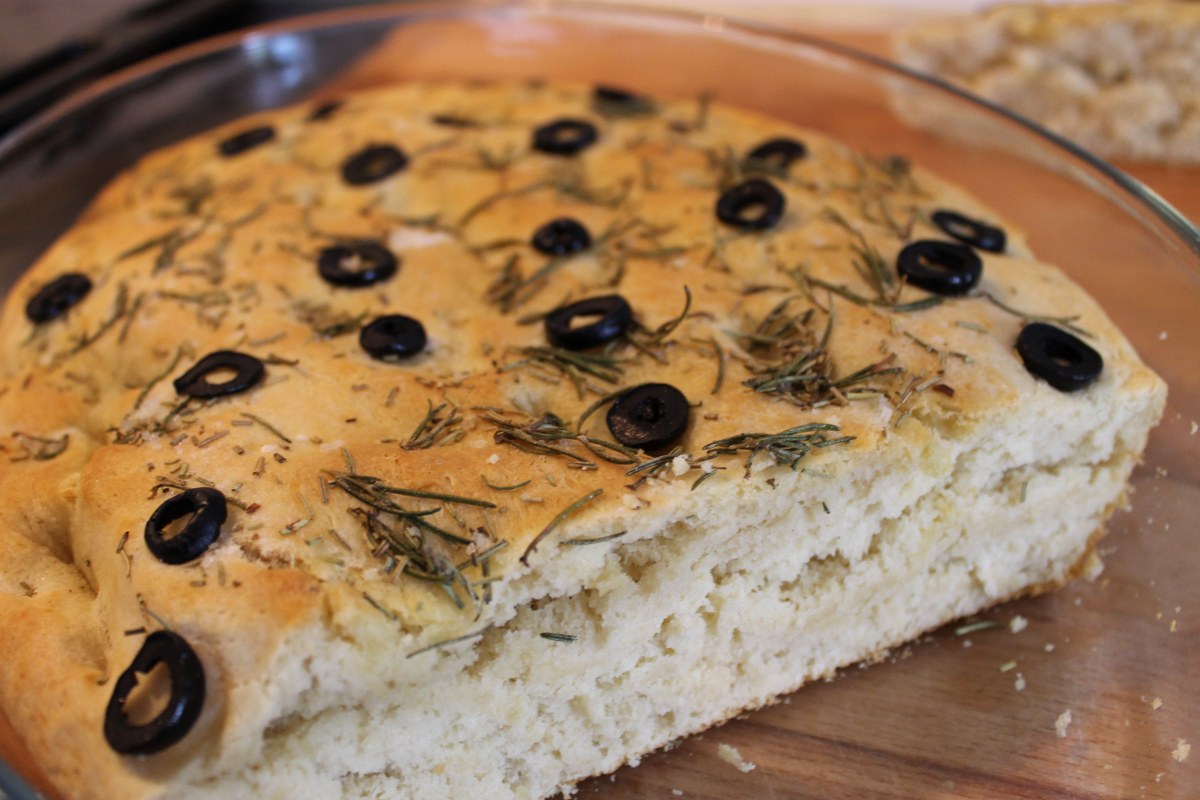 Focaccia cu rozmarin