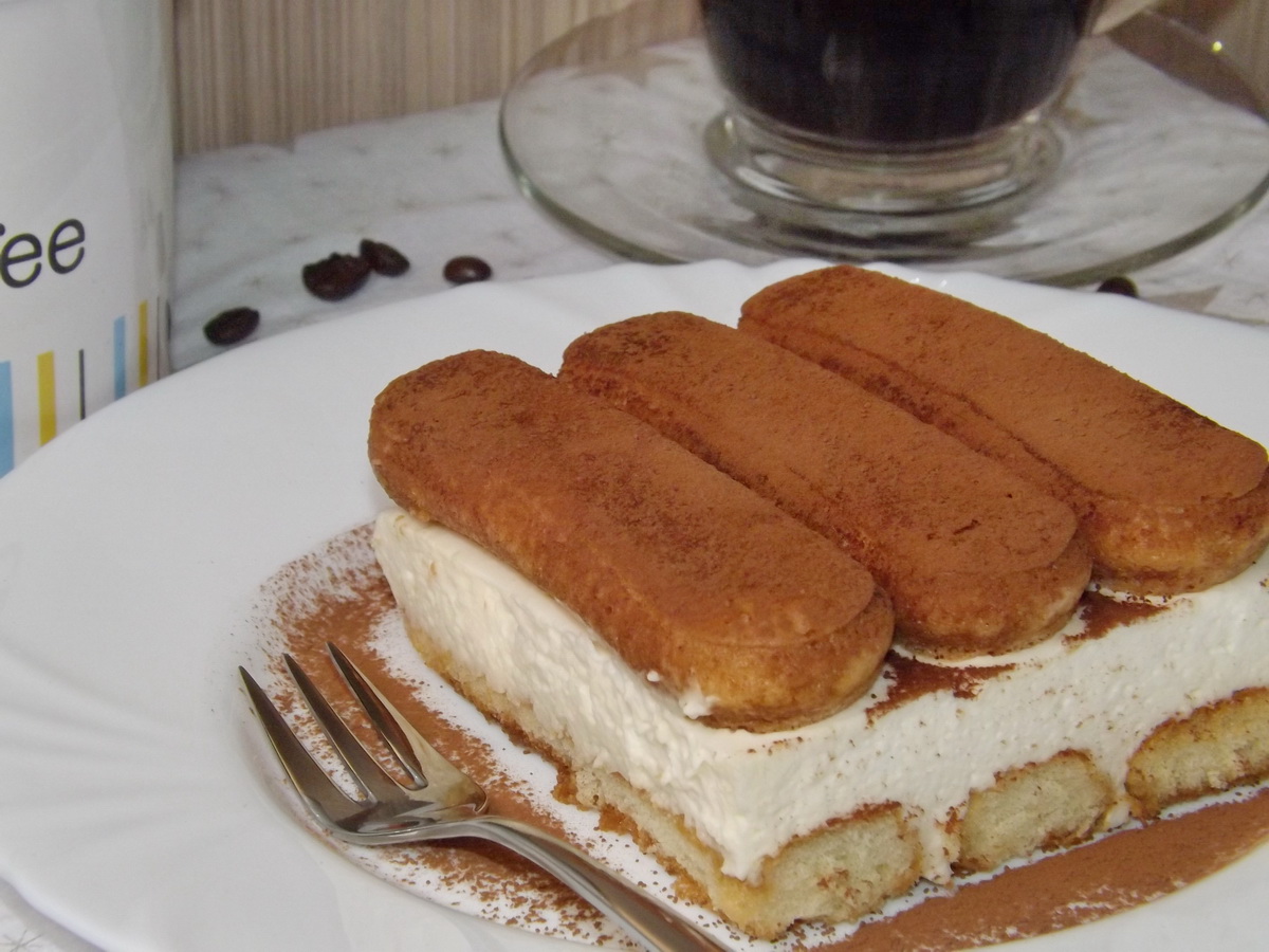 Tiramisu cu frisca, un deliciu aromat si gustos