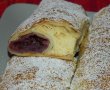 Strudel cu branza si visine-31