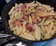 Penne picante cu sos de smantana-3