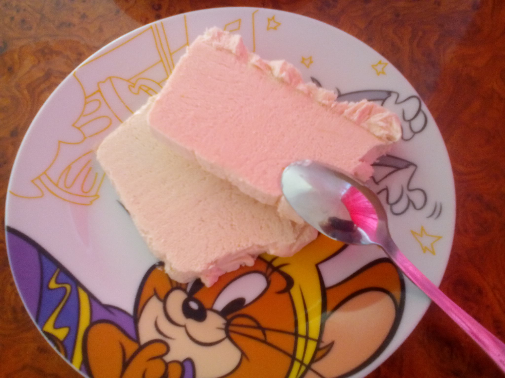 Semifreddo de capsuni