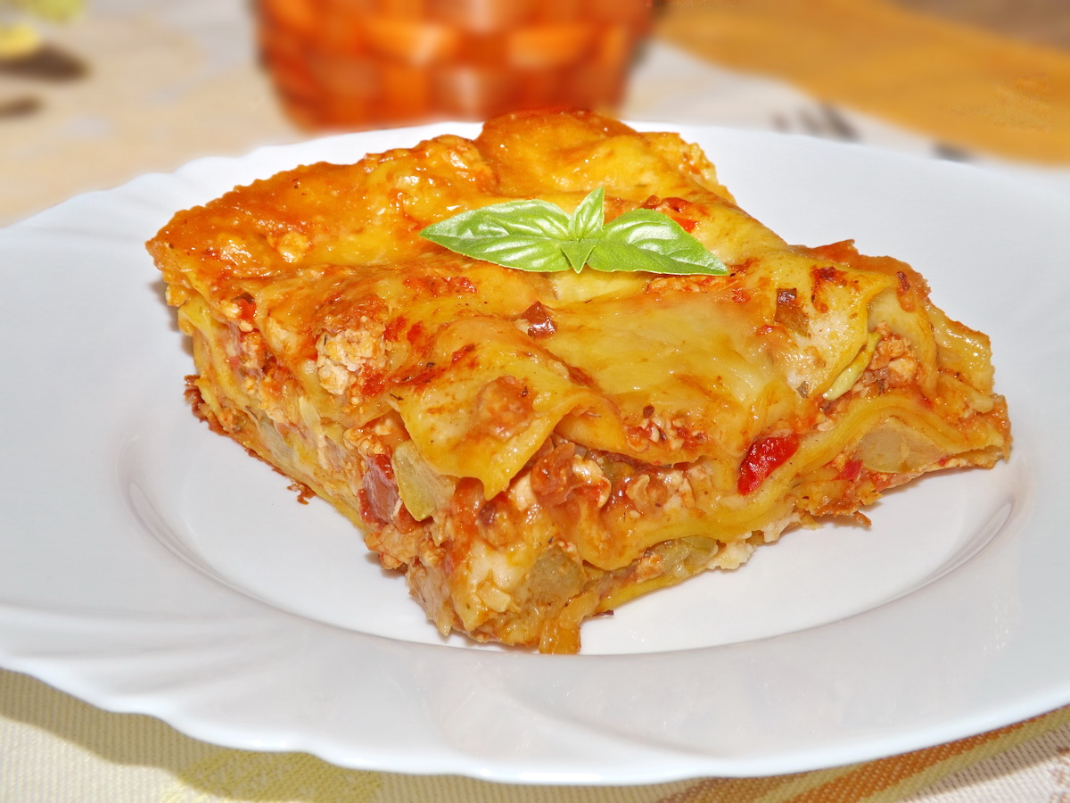 Lasagna cu piept de pui si dovlecel